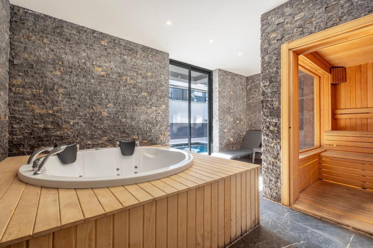 Duplex In Cleopatra, 200 M To The Apartament