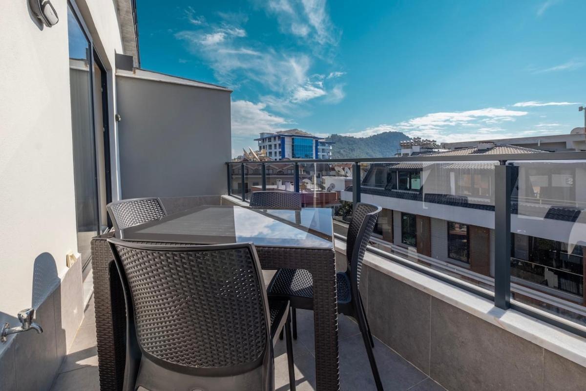 Duplex In Cleopatra, 200 M To The Apartament
